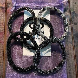 Sashka Co Beaded Bracelets Set of 5 B54